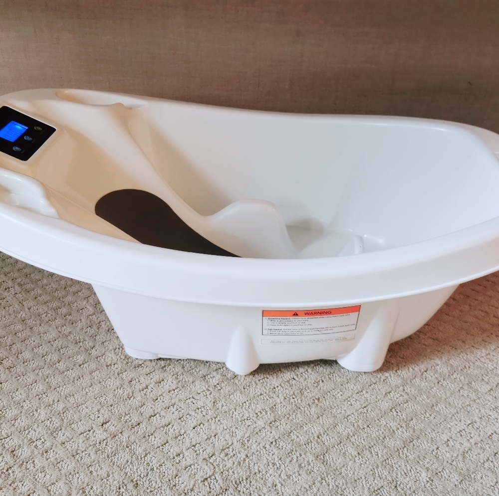 Baby bath tube